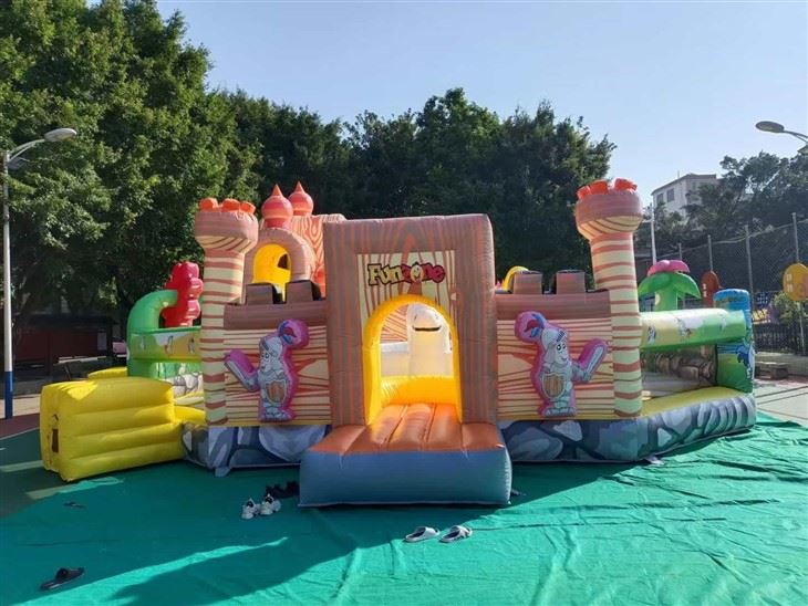 20x9x5.6m Commercial Fun Zone Inflatable Park Bounce With Sides high quality